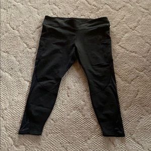 NWT Fabletics 3x black lace leggings with pockets.
